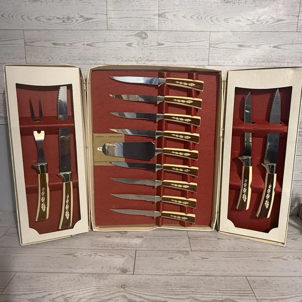 Vintage Regent Sheffield 19‎ Piece Treasure Chest Stainless Knife Set Cutlery